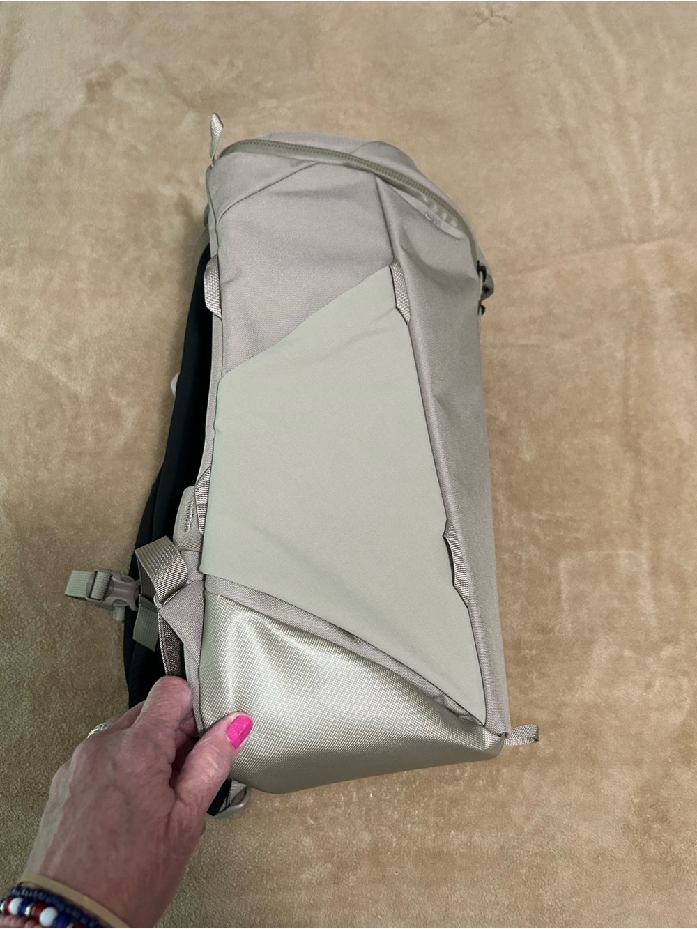 Yeti Ranchero 22L Cape Dark Taupe~EXCELLENT 
CONDITION!! {item 1} - Picture 5 of 14